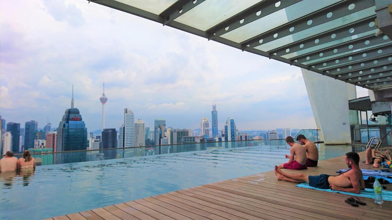 Regalia Suites Infinity Pool Куала-Лумпур Екстер'єр фото